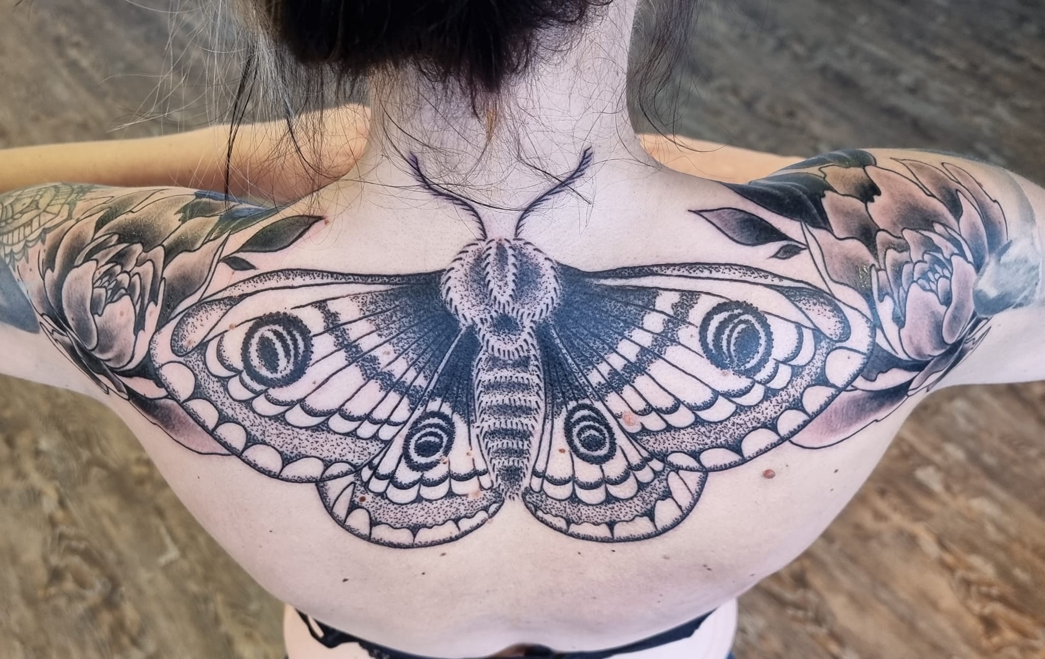 Mandala stílusú tetoválás a Pinker Tattoo galériából